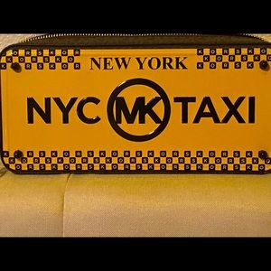 Rare Authentic New York Taxi MK purse two toned.